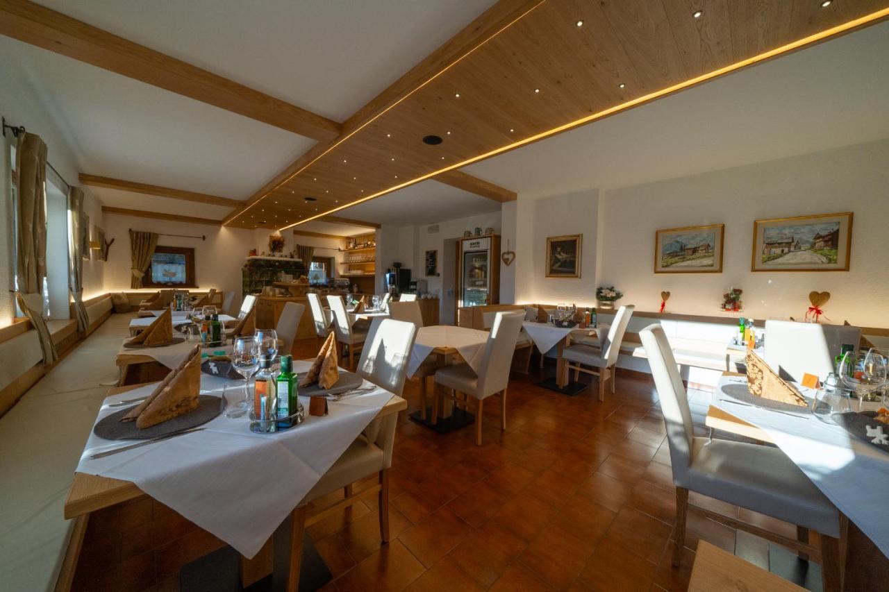 Hotel Fontana 萨帕达 外观 照片