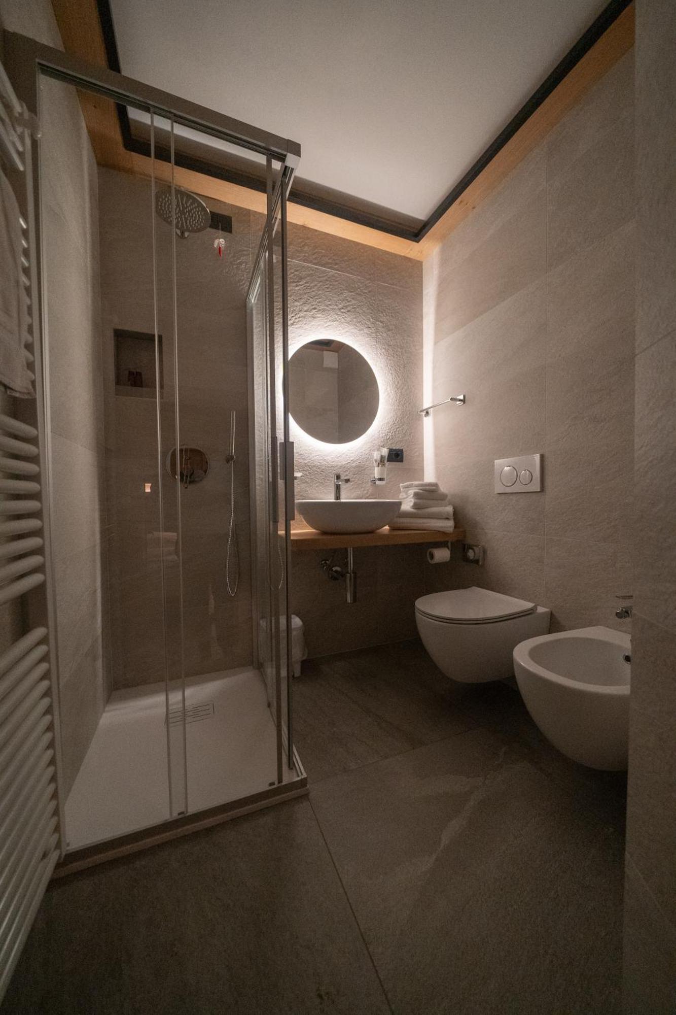 Hotel Fontana 萨帕达 外观 照片